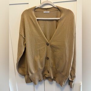 Theo & Spence Tan Cardigan Sweater with V-Neck and Relaxed Fit
